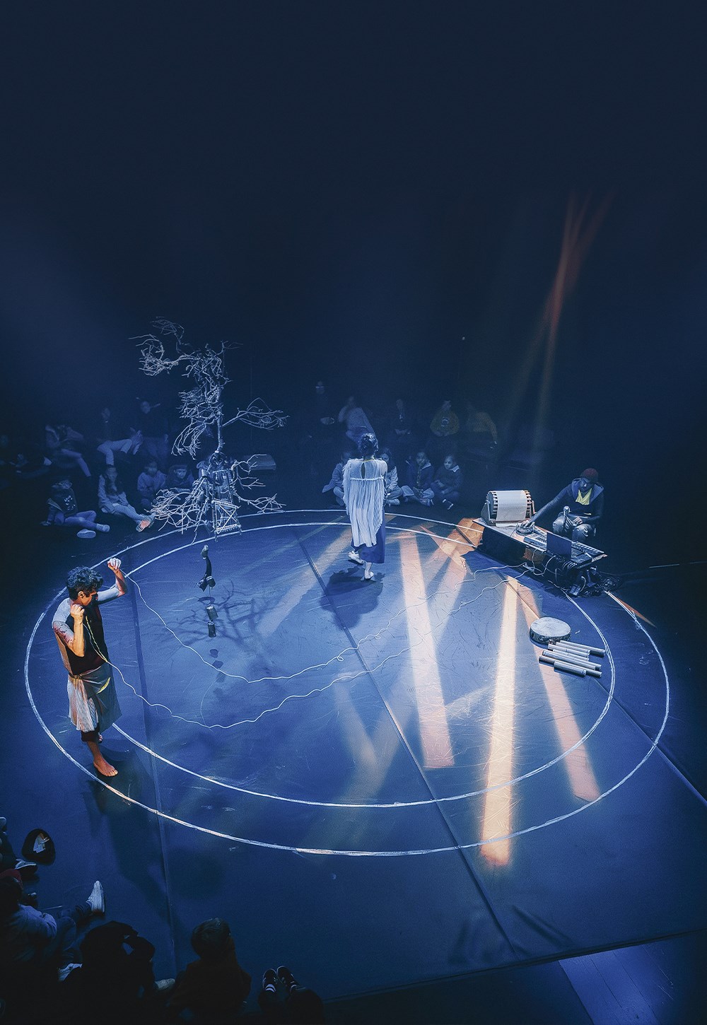 ANTES DA CHUVA SOPRA O VENTO