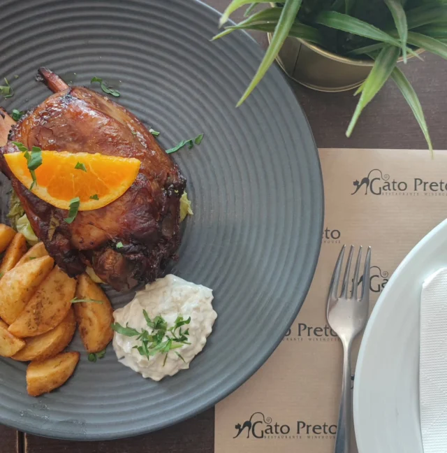 Pernil Confitado
