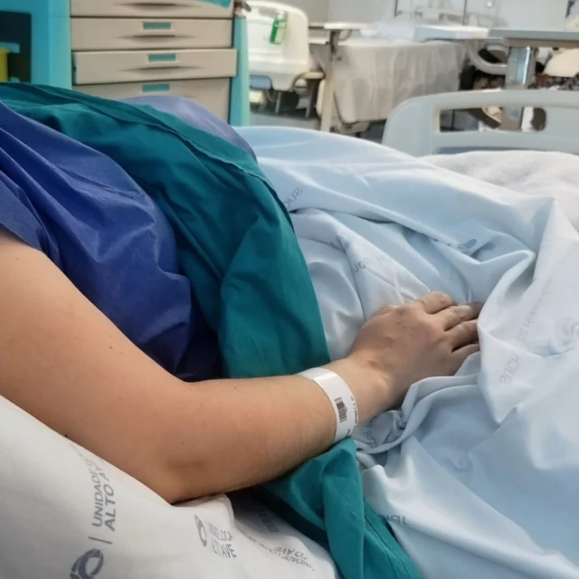 Informamos que a nossa Xica já se encontra em casa a recuperar da Cirurgia!!!
Obrigado a todos pela preocupação ❤️