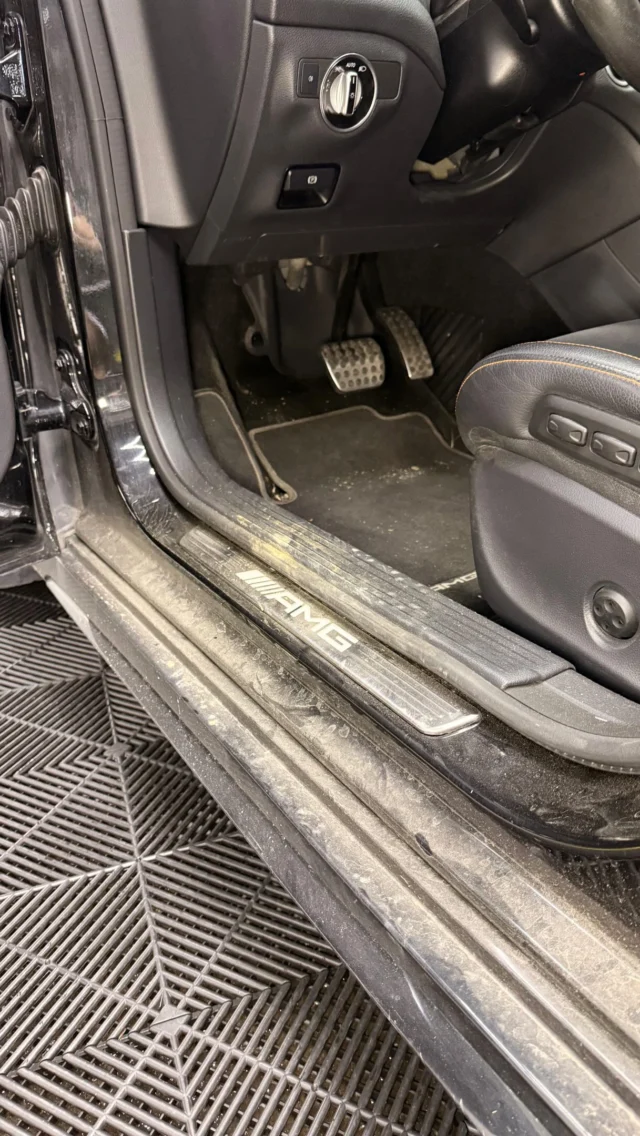 Carro limpo, mente limpa 😌✨
#cardetailing #detalheautomóvel #detailing #fyp